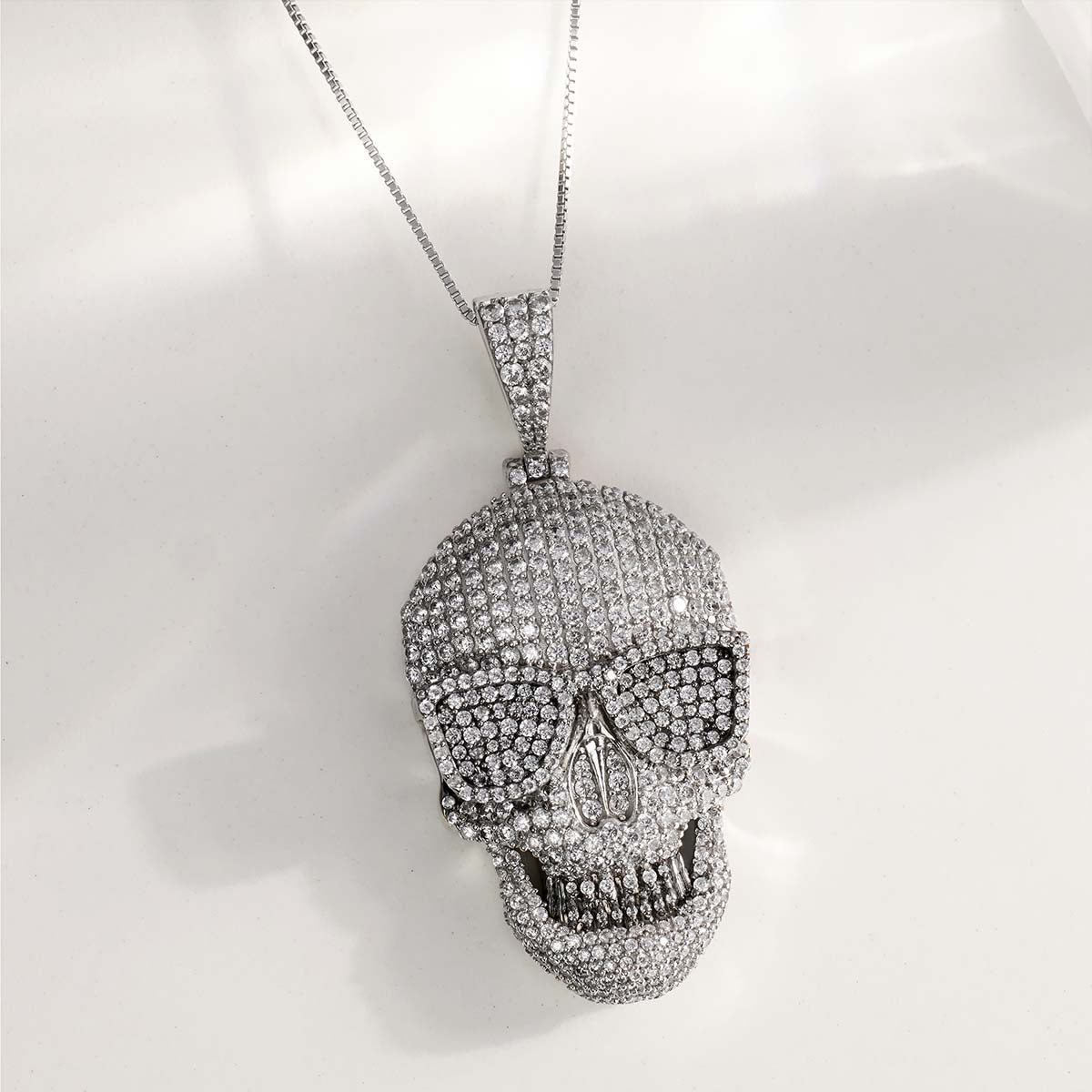 Kravelle™ 3D Iced Skull Pendant — Silver - Image 3